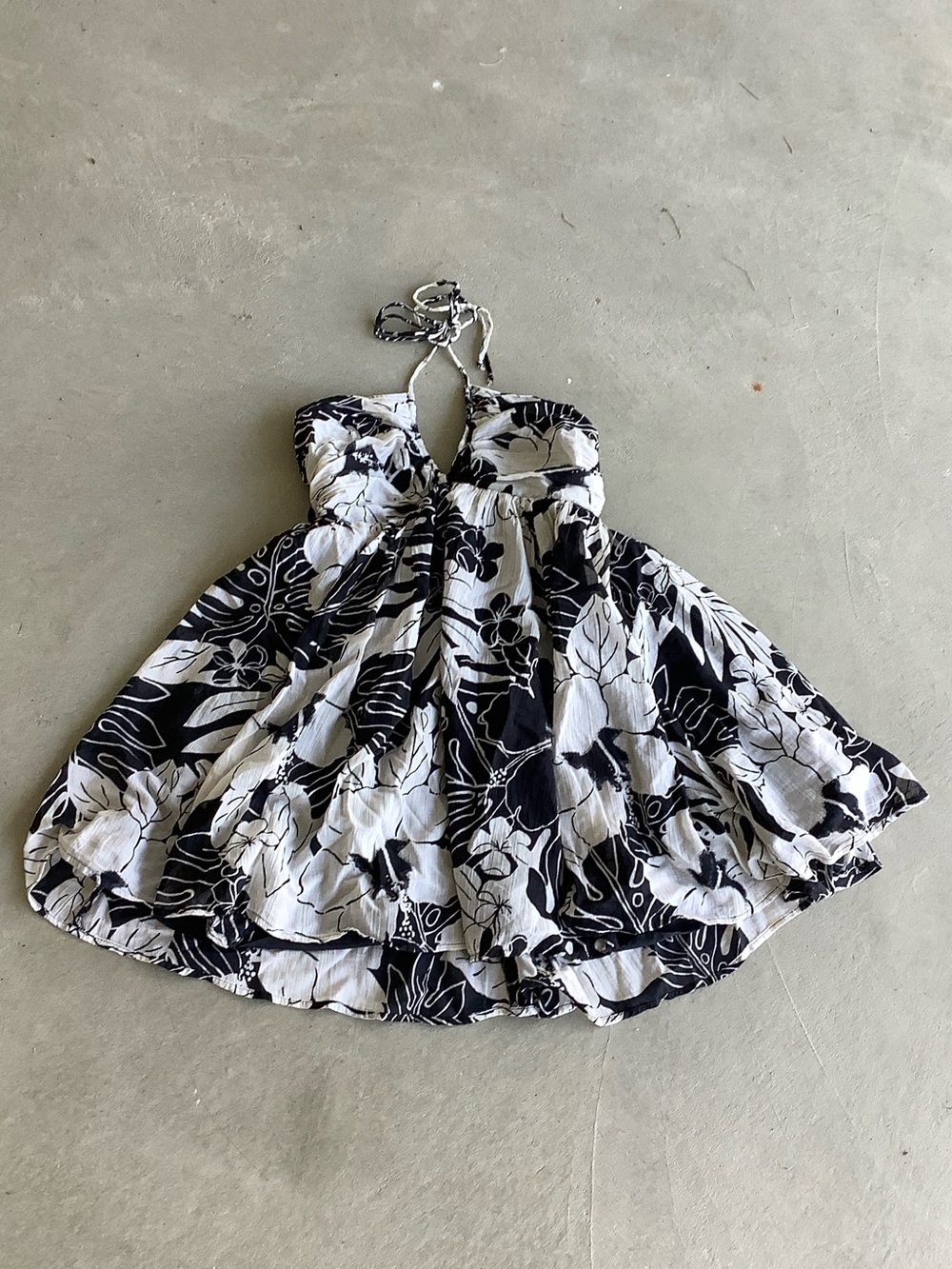 American Eagle black & white floral print halter mini dress
